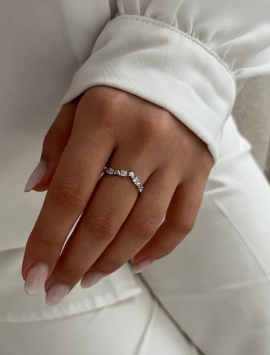 انگشتر نگینی و جواهری ظریف دخترانه