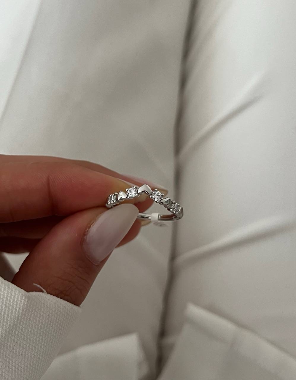 انگشتر نگینی و جواهری ظریف دخترانه