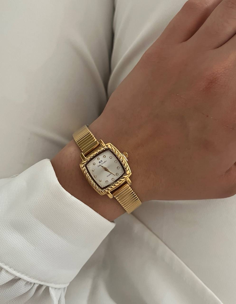 ساعت صفحه مربی استیل ضداب زنانه طلایی کلاسیک