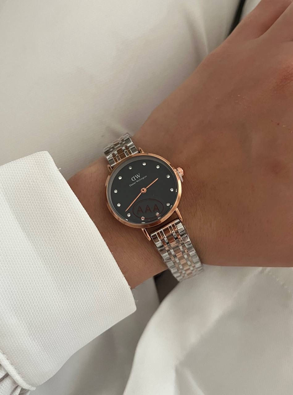 ساعت طرح دنیل استیل زنانه دورنگ رزگلد سیلور