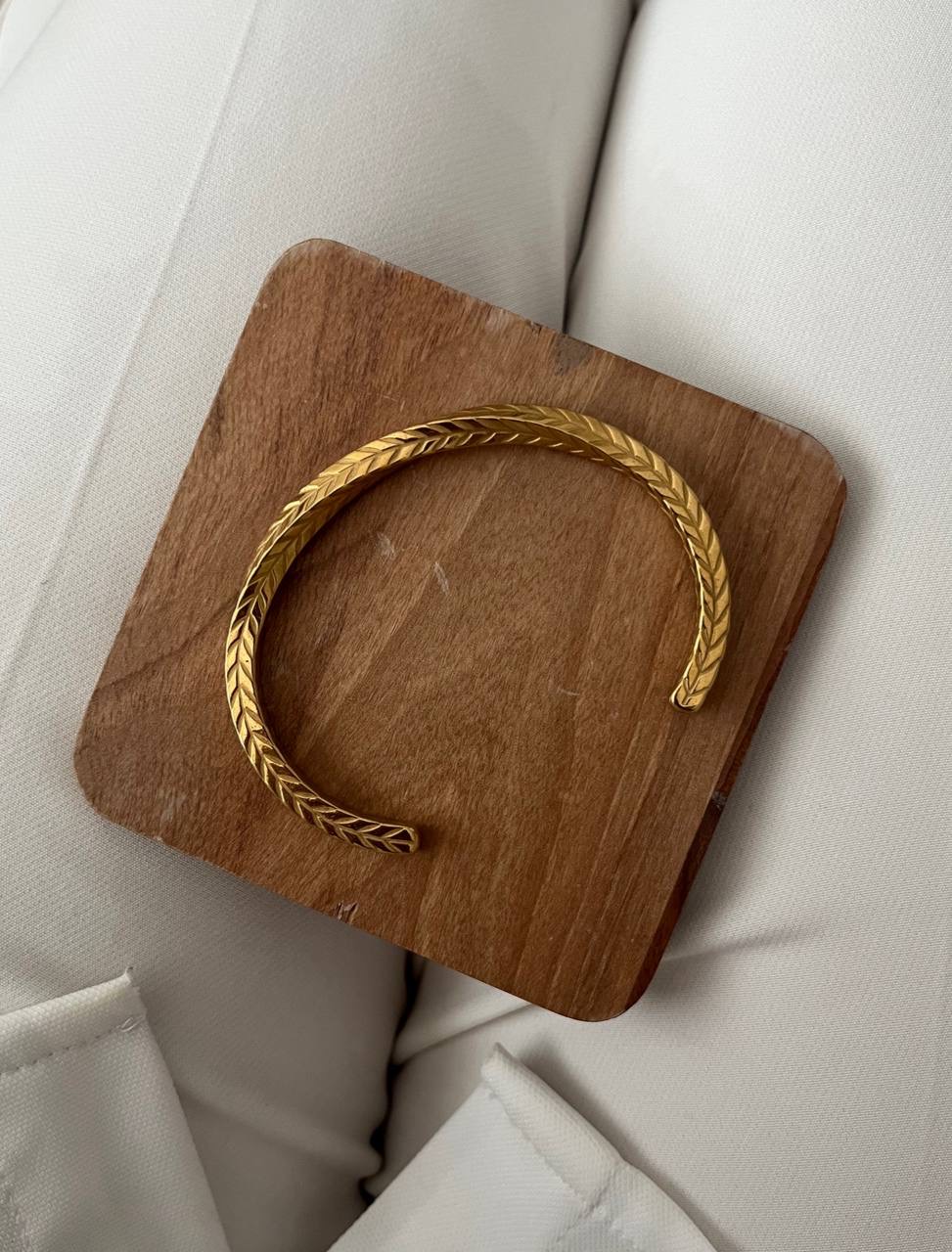 بنگل طلایی اسپرت زنانه مردانه