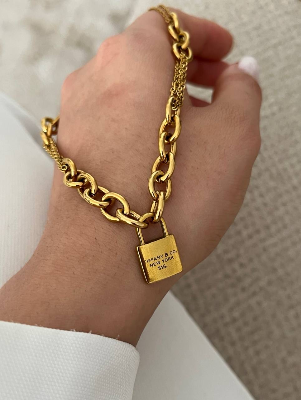 گردنبنداستیل زنانه طلایی رنگ ثابت استفاده روزانه