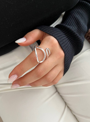 انگشترسیلورخاص و ترند دخترانه